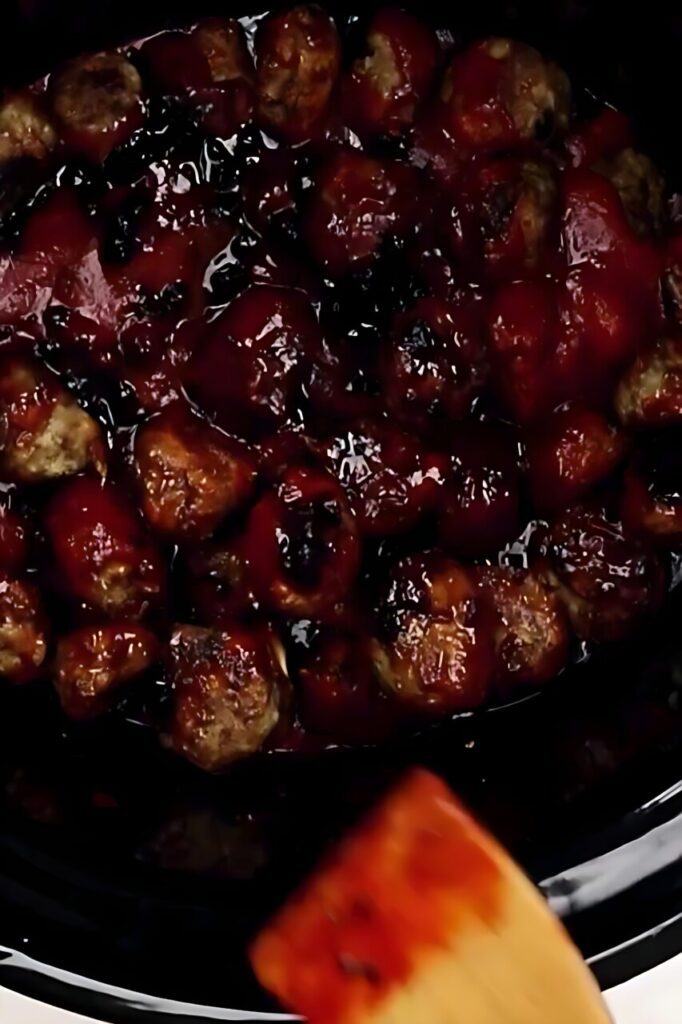 crockpot meatballs with grape jelly sauce